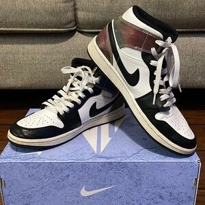 Nike Air Jordan’s 1 Men size 9